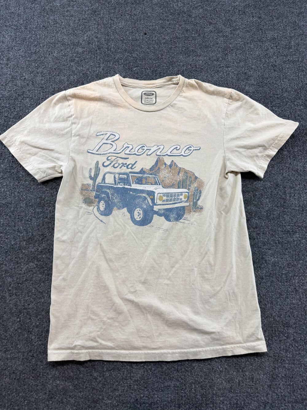 Ford Bronco Shirt Mens Small Beige Desert Graphic Classic Off Road Truck Tee